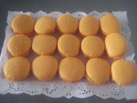 MACARONS DE MELOCOTÓN