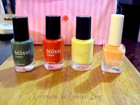 UÑAS DECORADAS en CORAL UÑAS DECORADAS en CORAL