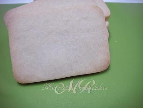 GALLETAS CON PAPEL DE AZÚCAR Y GLASEADAS GALLETAS CON PAPEL DE AZÚCAR Y GLASEADAS