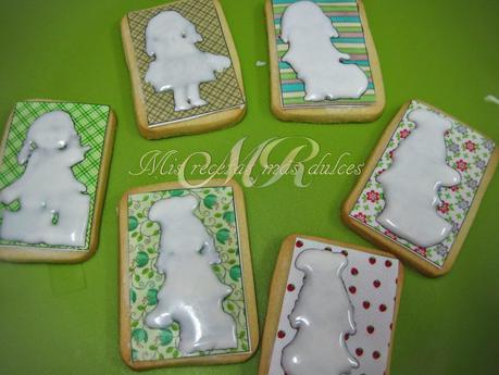GALLETAS CON PAPEL DE AZÚCAR Y GLASEADAS GALLETAS CON PAPEL DE AZÚCAR Y GLASEADAS