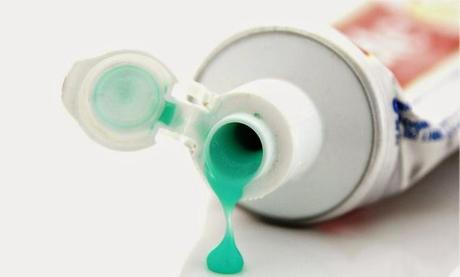 COSMÉTICA JUVENIL ESE GRAN DESCONOCIDO COSMÉTICA JUVENIL ESE GRAN DESCONOCIDO