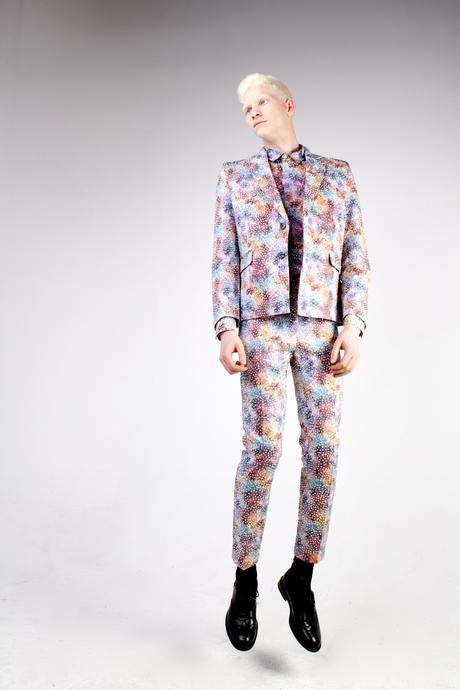 Pedro Covelo y la teoría filosófica de Denis Dutton | designer pedro-covelo-la-moda-channel-photographed-by-pere-bonzo-3