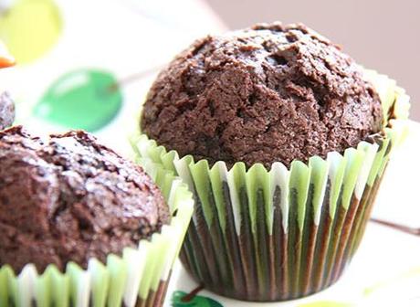 MAGDALENAS CON LECHE DE SOJA Y SIN HUEVO AL MICROONDAS magdalenas-al-microondas-sin-huevo-y-sin-leche