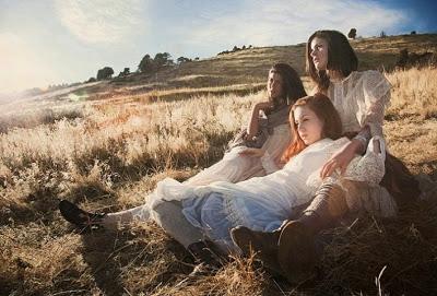 Yigal Ozeri y su Realismo Fotográfico Yigal Ozeri y su Realismo Fotográfico