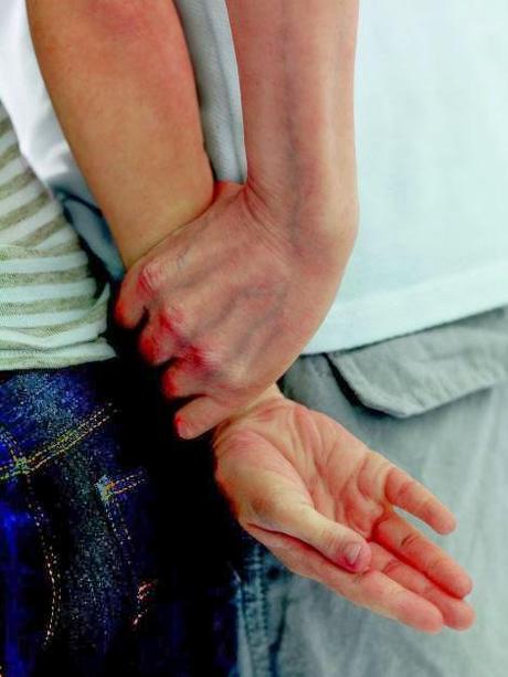 Ron Mueck: familiar y siniestro Ron Mueck: familiar y siniestro