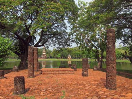 TEMPLOS DE SUKHOTHAI (TAILANDIA DÍA 6 ) TEMPLOS DE SUKHOTHAI (TAILANDIA DÍA 6 )