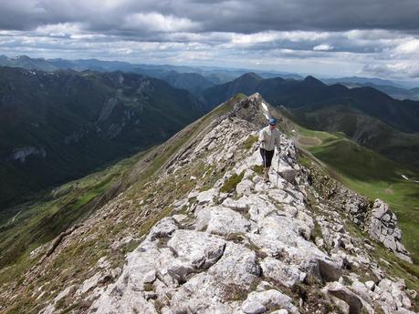 LOS BÍGAROS Y MUÑÓN DESDE TORRESTÍO LOS BÍGAROS Y MUÑÓN DESDE TORRESTÍO