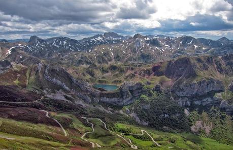 LOS BÍGAROS Y MUÑÓN DESDE TORRESTÍO LOS BÍGAROS Y MUÑÓN DESDE TORRESTÍO