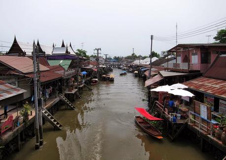 Bangkok día 2: (Mercado flotante de Amphawa)