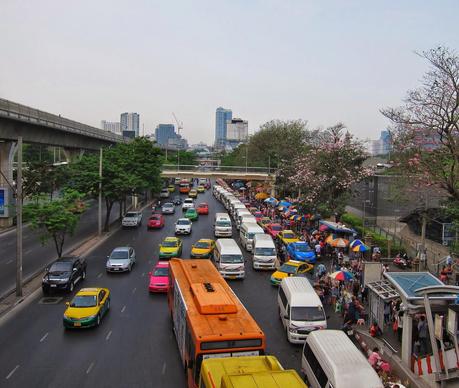 Bangkok dia 1 (Chatuchak - Wat Saket - Khao San - Río Phraya - Chinatown)