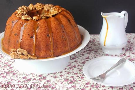 BUNDT CAKE PLÁTANO, NUECES, CHOCOLATE NEGRO Y TOFFEE BUNDT CAKE PLÁTANO, NUECES, CHOCOLATE NEGRO Y TOFFEE