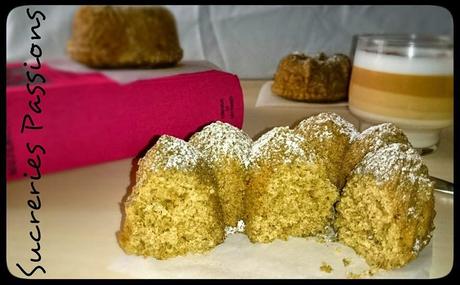 National Bundt Day : Mini Bundts de Té Matcha National Bundt Day : Mini Bundts de Té Matcha