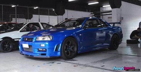 Nissan Skyline GTR R34