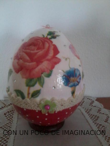HUEVO CON DECOUPAGE .... HUEVO CON DECOUPAGE ....