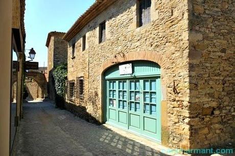 Lugares con encanto Peratallada pueblo con encanto medieval Empordà 