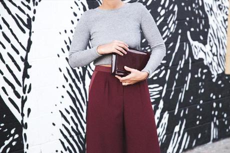 GRAFFITI CITY Burgundy_Culottes-Bucklet_Heels-Cropped_Top-Ponytail-Outfit-Los_Angeles-Street_Style-7