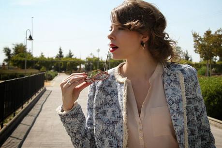 Look working Look working