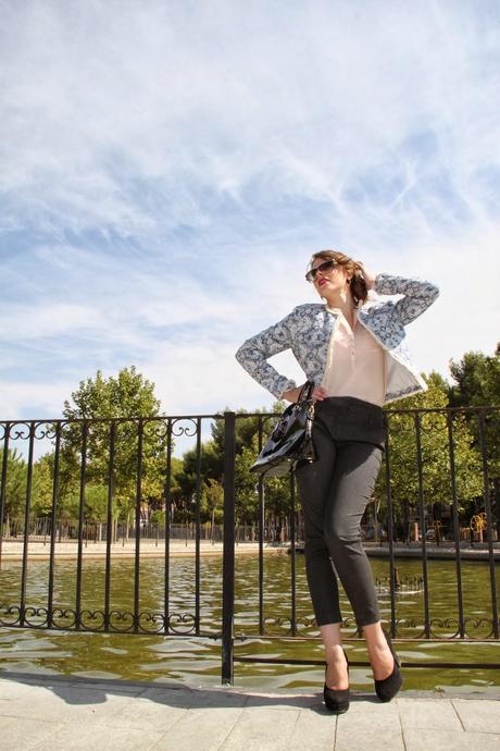 Look working Look working