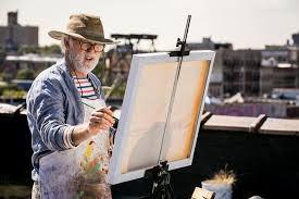 Crítica de “El amor es extraño” (2014) Manu Zapata_El cine (de estreno) fácil de leer_vivazapata.net_ lithgow pintando