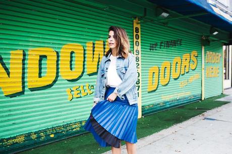 Pleated_Midi_Skirt-Vintage_Denim_Jacket-Electric_Blue-Leather-Outfit-Street_Style-Collage_Vintage-5'