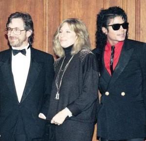 Michel Jackson, todo un mito. Steven Spielberg, Barbra Streisand y Michael Jackson