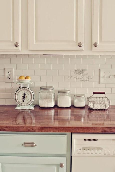 antes-y-despues-cocina-blanco-mint-pintura-para-madera-cambio-de-look-cocina-colores-pastel-cocina-bicolor-cocina-blanca