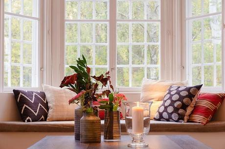 FLORES + VELAS + LIBROS FLORES + VELAS + LIBROS