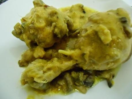 Pollo en salsa de verduras Pollo en salsa de verduras