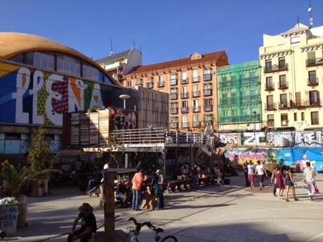 El Rastro y El mercado de San Anton El Rastro y El mercado de San Anton