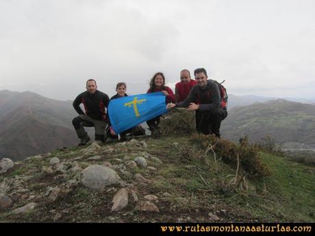 Ruta Olloniego Escobín: Cima del pico la Boa