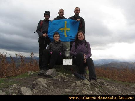 Ruta Olloniego Escobín: Cima del Escobín