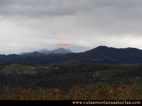 Ruta Olloniego Escobín: Vista de Peña Mea