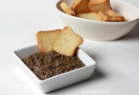 Pate de aceitunas negras