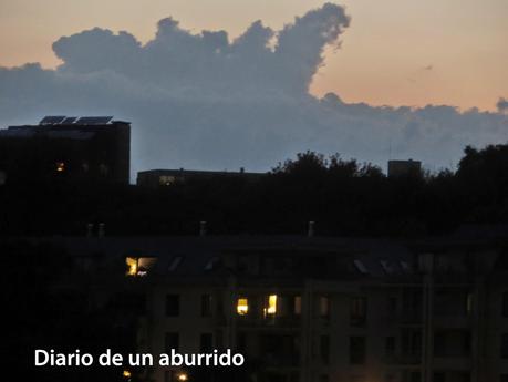 Viajando con Ursula le Guin al fondo oscuro de lo innombrable y tranquilizándose después con un clafoutis de plátano Viajando con Ursula le Guin al fondo oscuro de lo innombrable y tranquilizándose después con un clafoutis de plátano