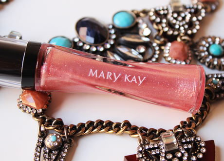 Midnight Jewels la nueva colección de maquillaje de Mary Kay 