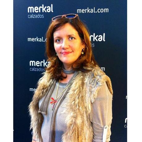Fantastica nuestra compañera Maria, con súper estilismo de @GornesYOsorio en el opening de #merkalGoya22 by @MerkalCalzados con @PinupShowroom #moda #estilo #diseño #shopping #regalos