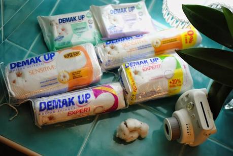 Demak up. Demak up.