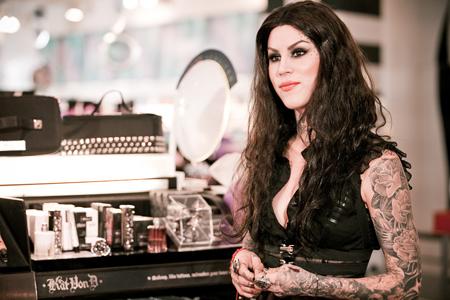 KAT VON D HOLIDAY COLLECTION, HELL YEAH! KAT VON D HOLIDAY COLLECTION, HELL YEAH!