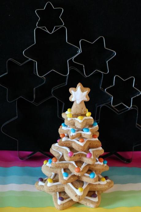 Árboles de Navidad de galletas de canela