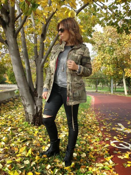 COZY SUNDAY.- COZY SUNDAY.-