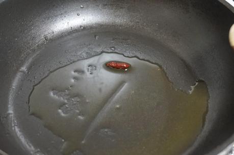 Rollito de salmón con gulas Rollito de salmón con gulas