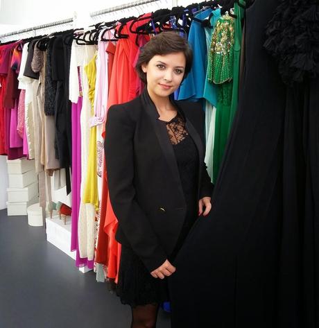 Entrevista a Olaia Pose, Fundadora de dresseos1.-¿Cuál es... Entrevista a Olaia Pose, Fundadora de dresseos1.-¿Cuál es...