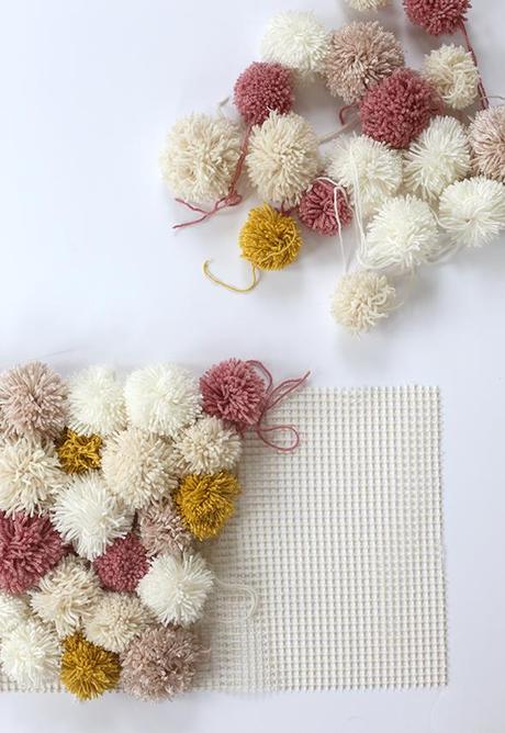 DIY ALFOMBRA POMPOM