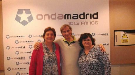 Las chicas happys en la radio con Curro Castillo Las chicas happys en la radio con Curro Castillo