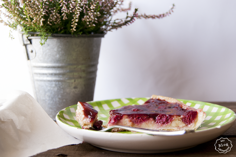 Tarta de fambruesa con crema pastelera