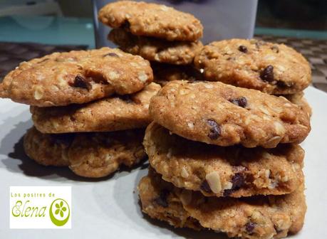 Galletas de avena y naranja con chips de chocolate Galletas de avena y naranja con chips de chocolate