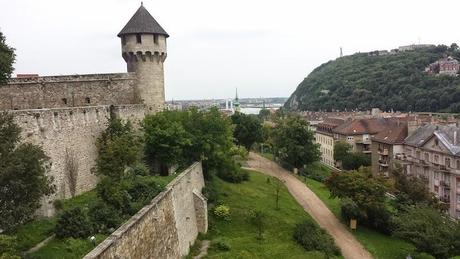 Rincones de Budapest (V) : Tabán desde el castillo