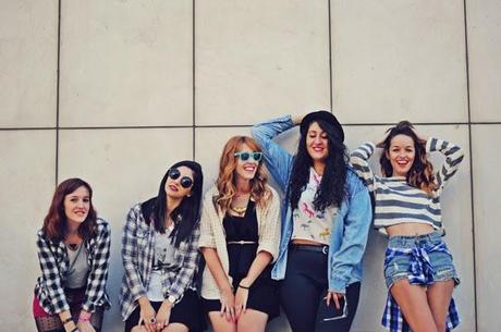 GIRLS GIRLS
