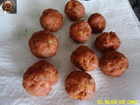 ALBÓNDIGAS DE CERDO Y TERNERA A LA CREMA