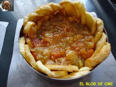 PISTO EN CESTA DE PATATAS CON JAMÓN, QUESO Y HUEVO. PISTO EN CESTA DE PATATAS CON JAMÓN, QUESO Y HUEVO.